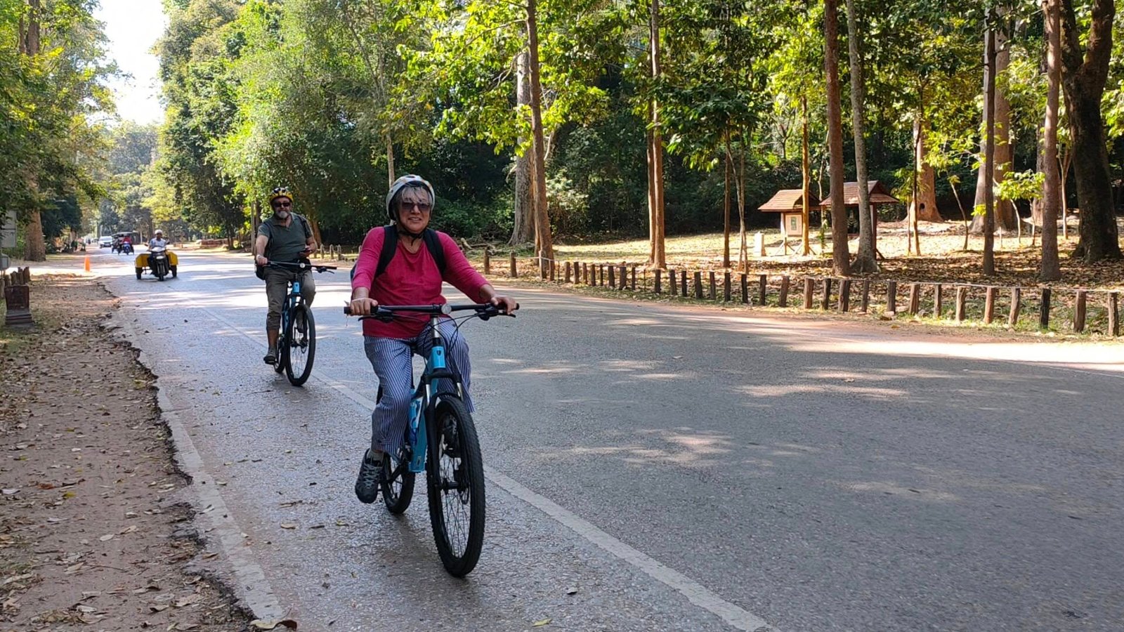 Phnom Penh Cycling To Battambang Siem Reap 3 Days
